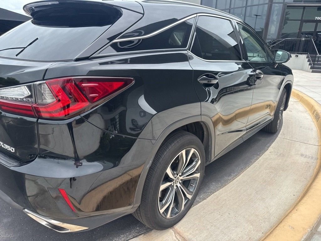 Used 2019 Black Lexus 350 image 4