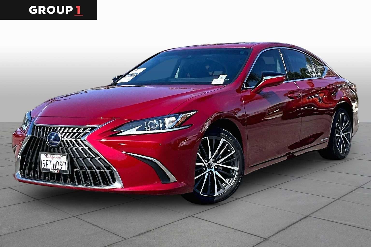2022 Lexus ES 300h 