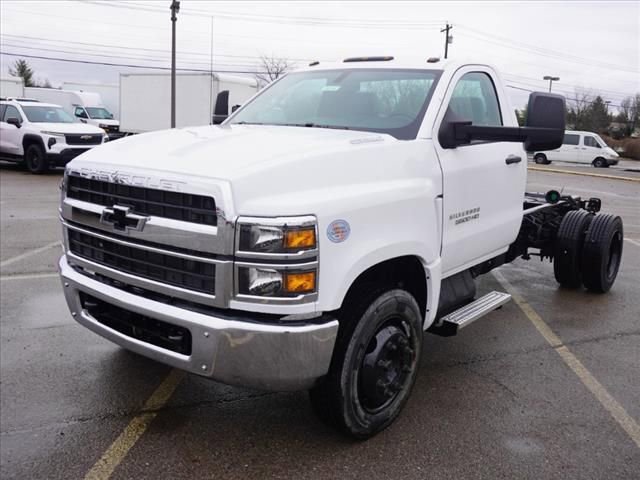 2024 Chevrolet Silverado 4500 HD Chassis Cab