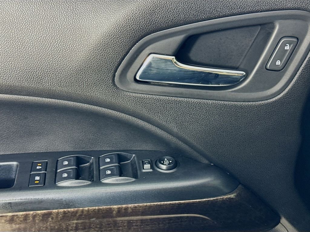 Used 2016 Onyx Black GMC SLE1 image 22