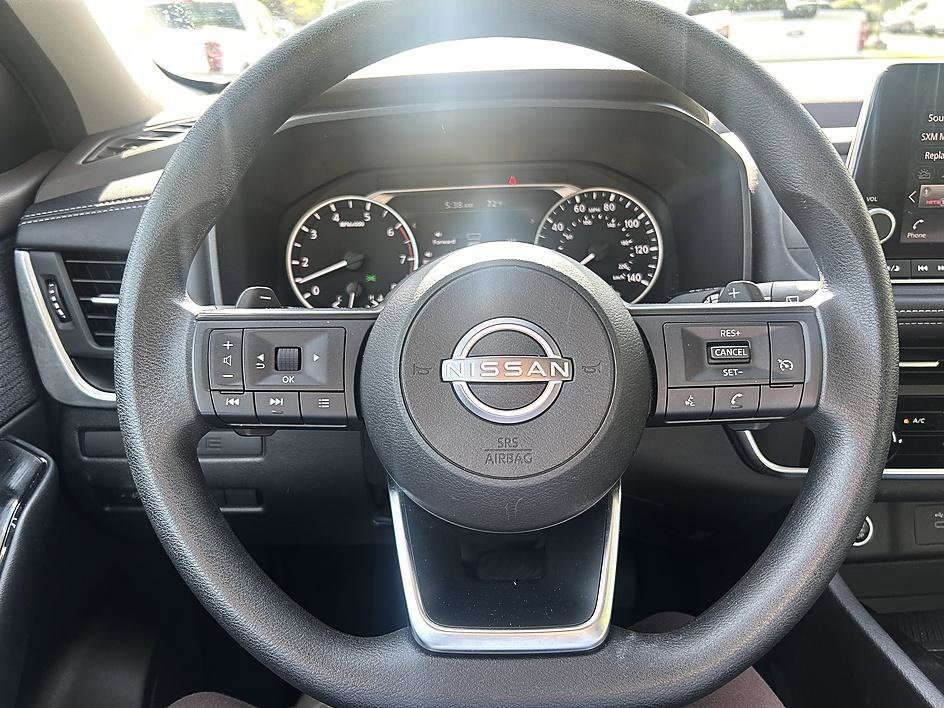Certified Used 2023 Glacier White Nissan S image 14