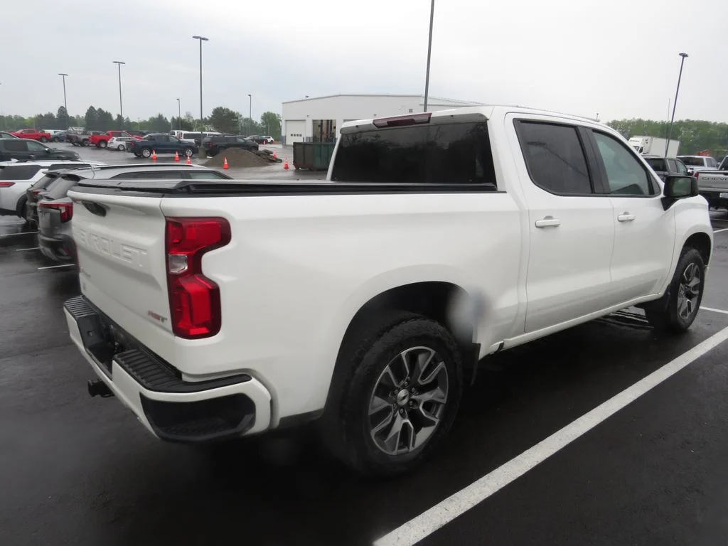 Used 2023 White Chevrolet RST image 17