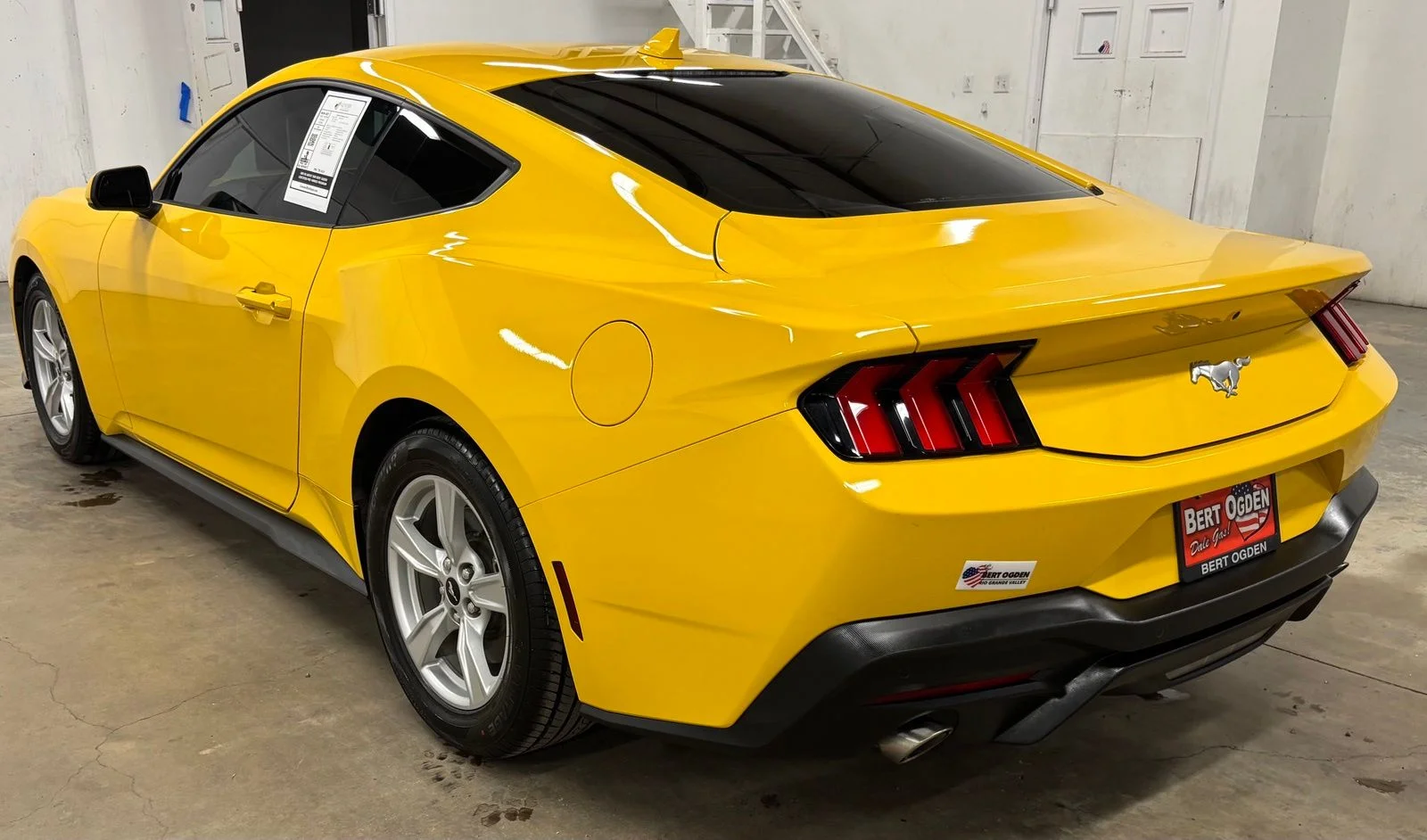 Used 2024 Yellow Ford EcoBoost image 4