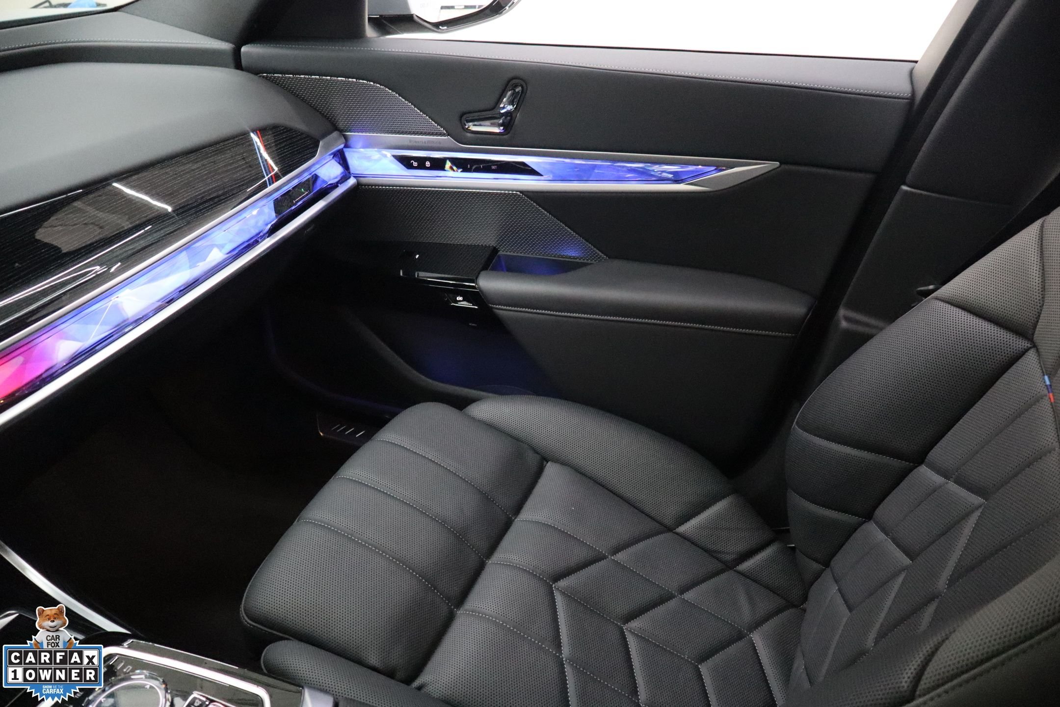 Used 2026 Black BMW 740i xDrive image 35