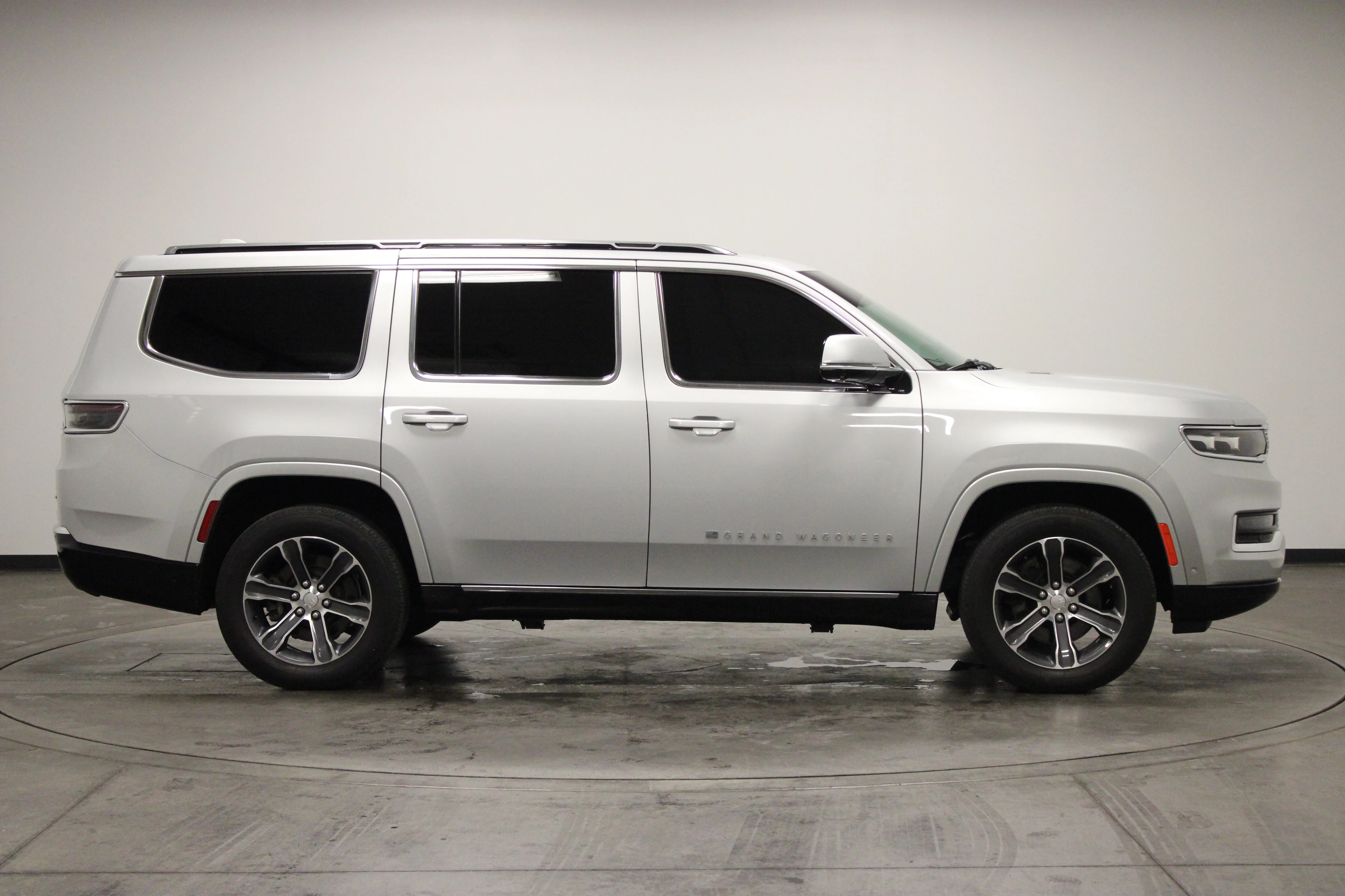 Used 2022 Silver Zynith Jeep Series I image 9