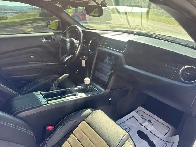 Used 2014 White Ford GT Premium image 10