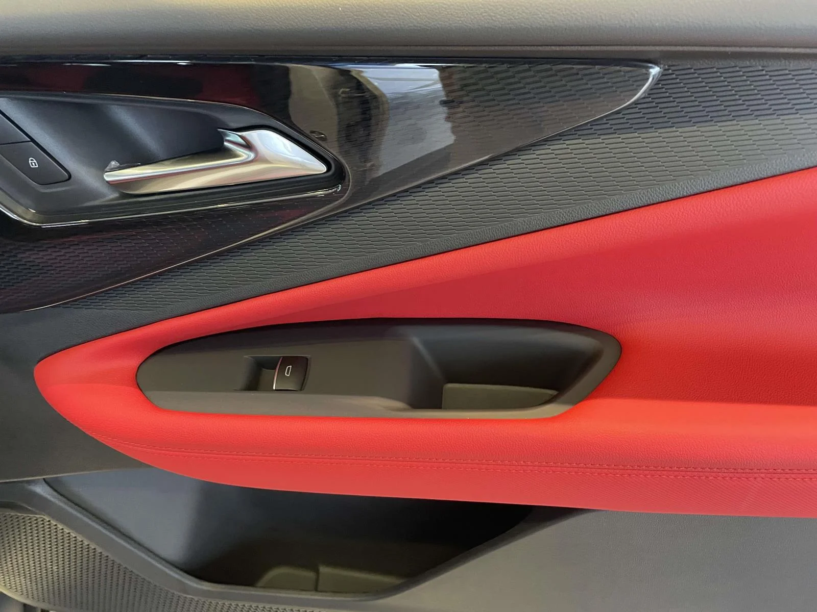 2026 Chevrolet Blazer EV RS - Photo 8