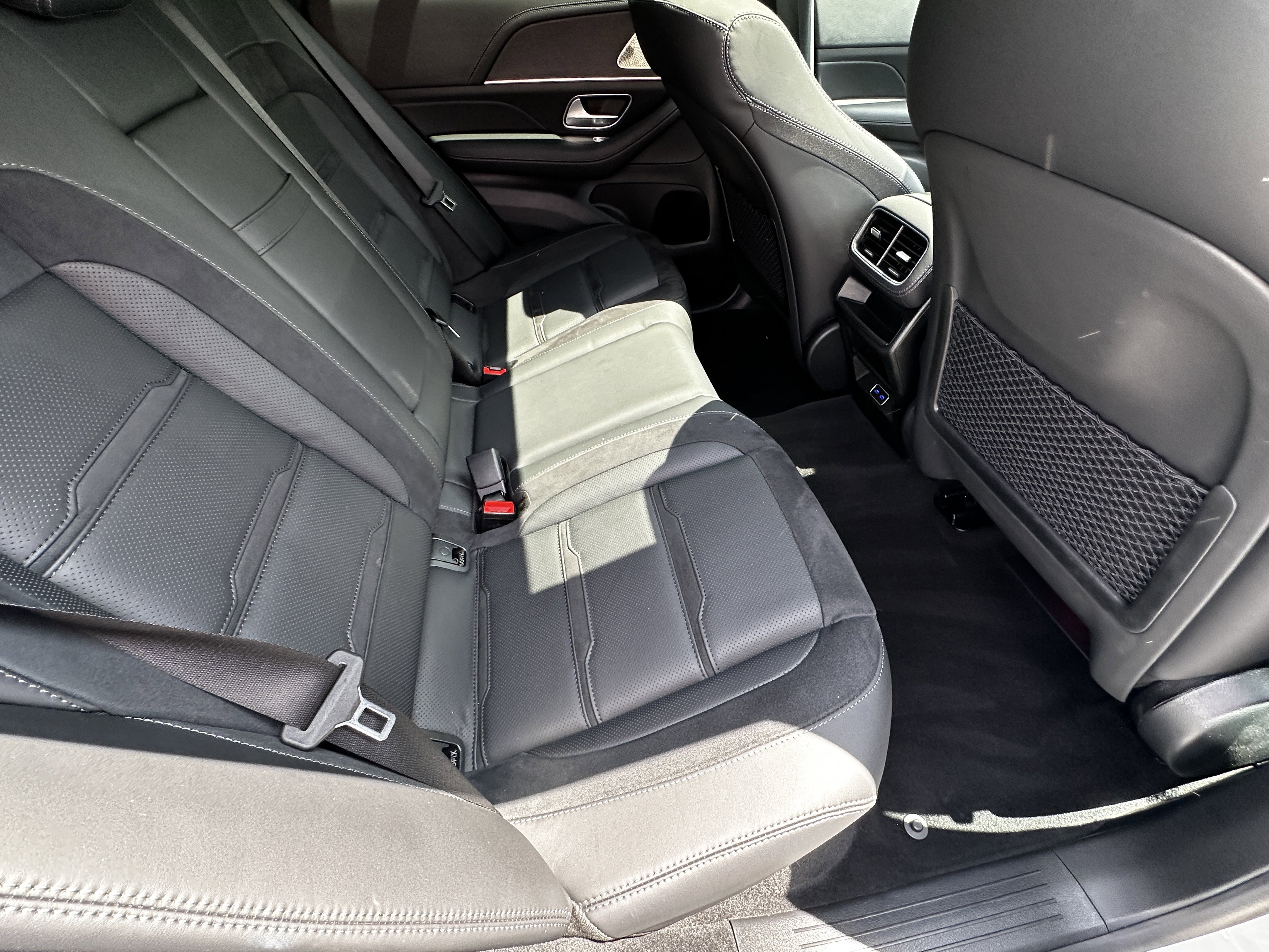 Certified Used 2025 White Mercedes-Benz AMG® GLE 53 image 18