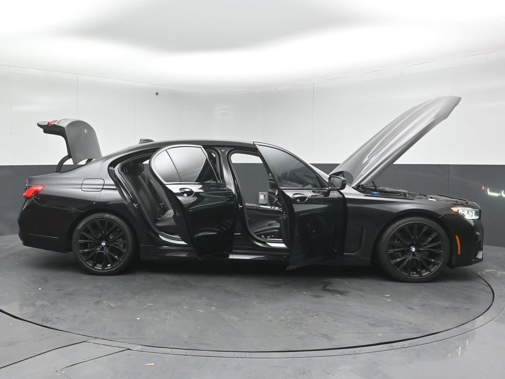 2022 BMW 750LI - Image 50