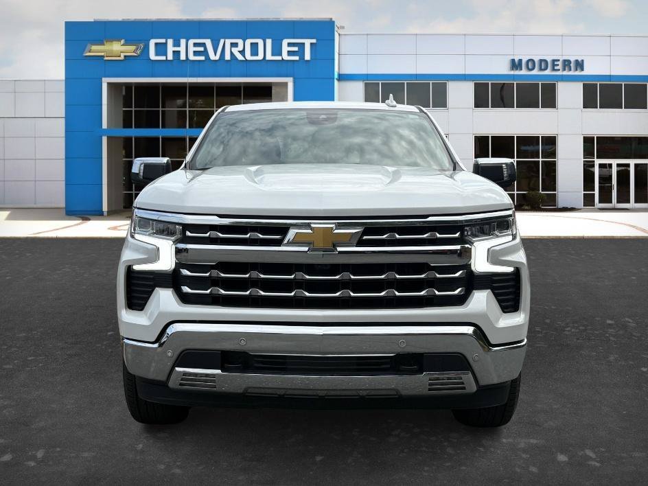 Used 2024 Iridescent Pearl Tricoat Chevrolet LTZ image 7