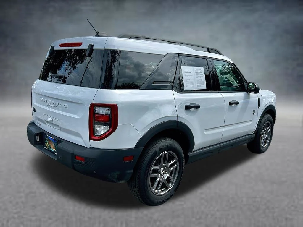 Certified Used 2025 Oxford White Ford Big Bend image 5