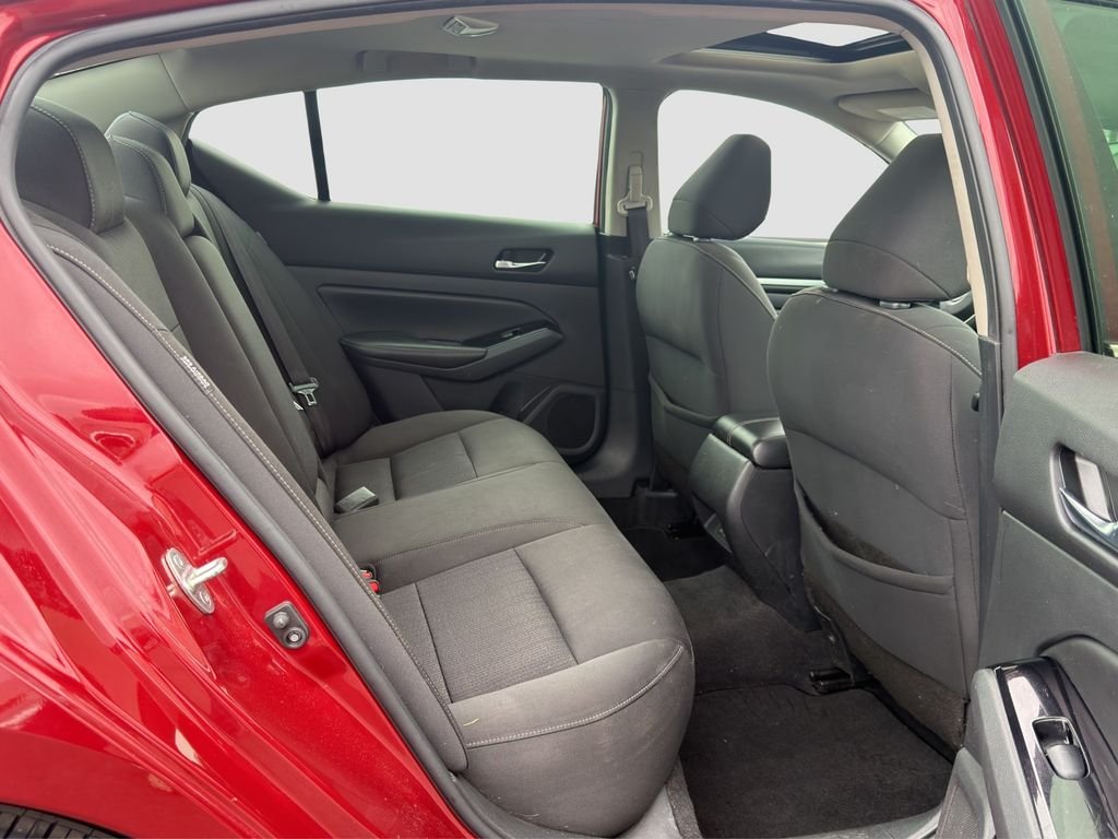 Used 2021 Red Nissan 2.5 SV image 19