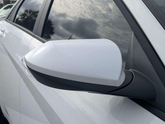 New 2026 White Hyundai Blue image 10