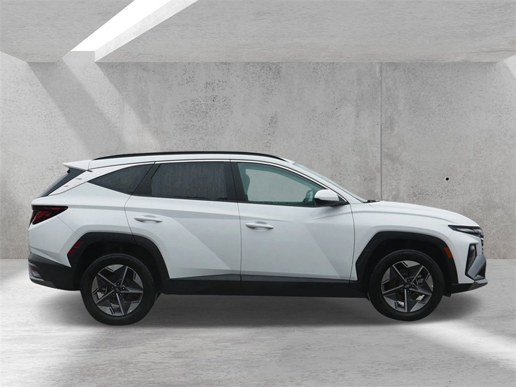 Certified 2025 Hyundai Tucson SEL with VIN 5NMJBCDE2SH477358 for sale in White Bear Lake, Minnesota