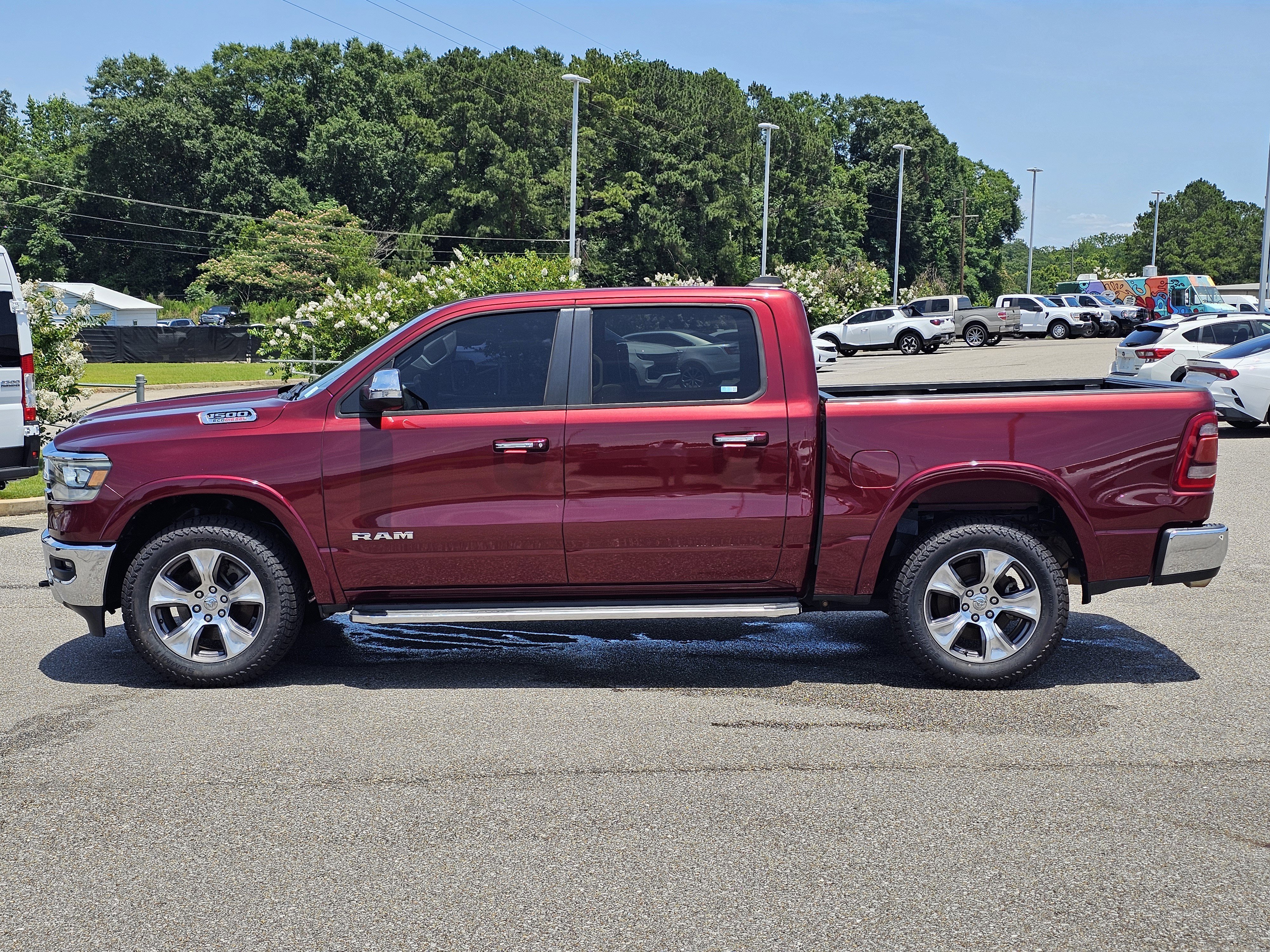 Used 2020 Delmonico Red Pearlcoat Ram Laramie image 14