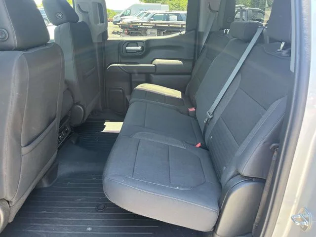 Used 2021 Silver Ice Metallic Chevrolet LT image 13