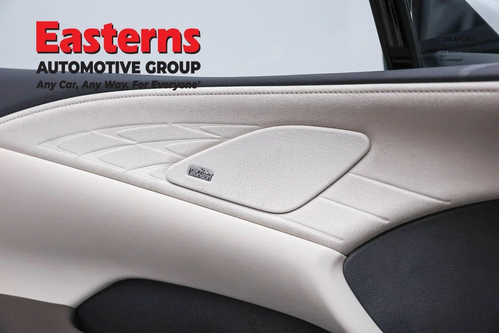 Used 2025 White Lexus 350 Luxury image 22