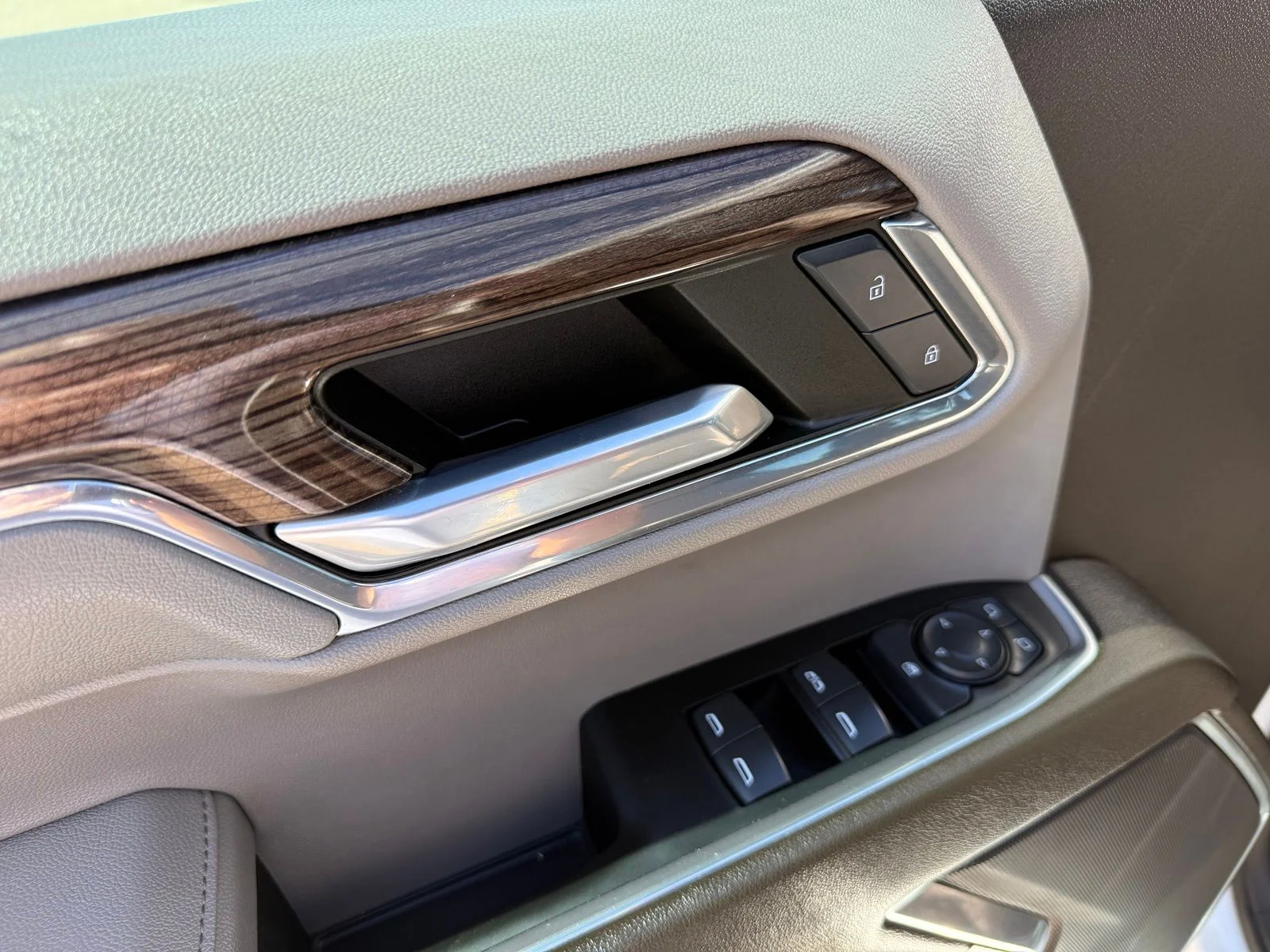 2023 Chevrolet Silverado 1500 LT - Photo 13