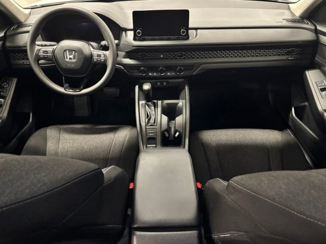 Used 2024  Honda LX image 12