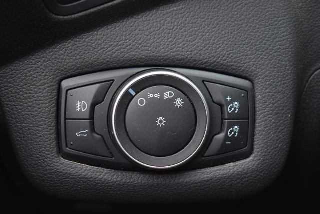 Used 2017 Silver Ford SE image 23