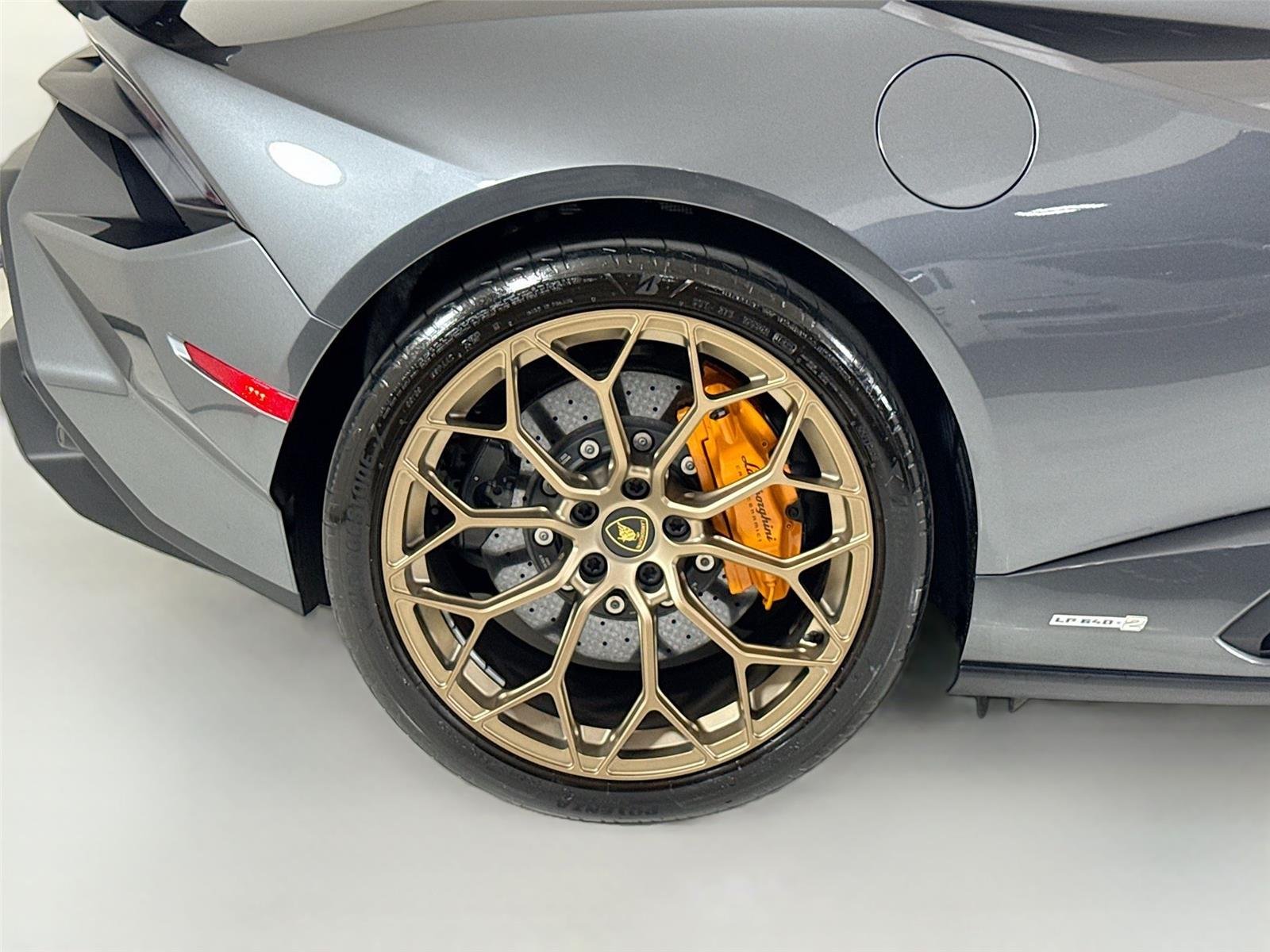 Used 2023 Grigio Lynx Lamborghini Tecnica | Front PPF | Functional Pkg image 38