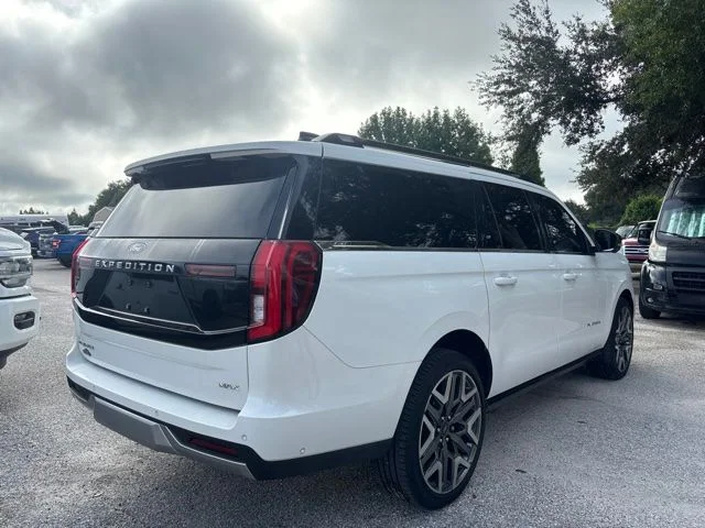 Used 2025 White Ford Platinum image 5