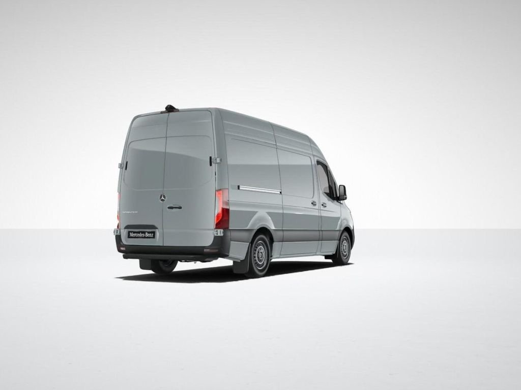 New 2025  Mercedes-Benz Cargo 144 WB image 22