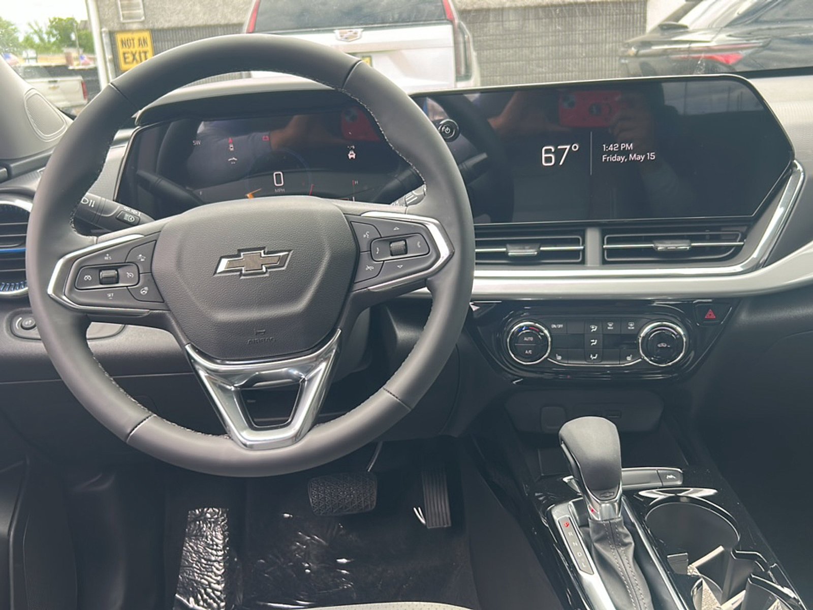 New 2026 Mosaic Black Metallic Chevrolet LT image 16