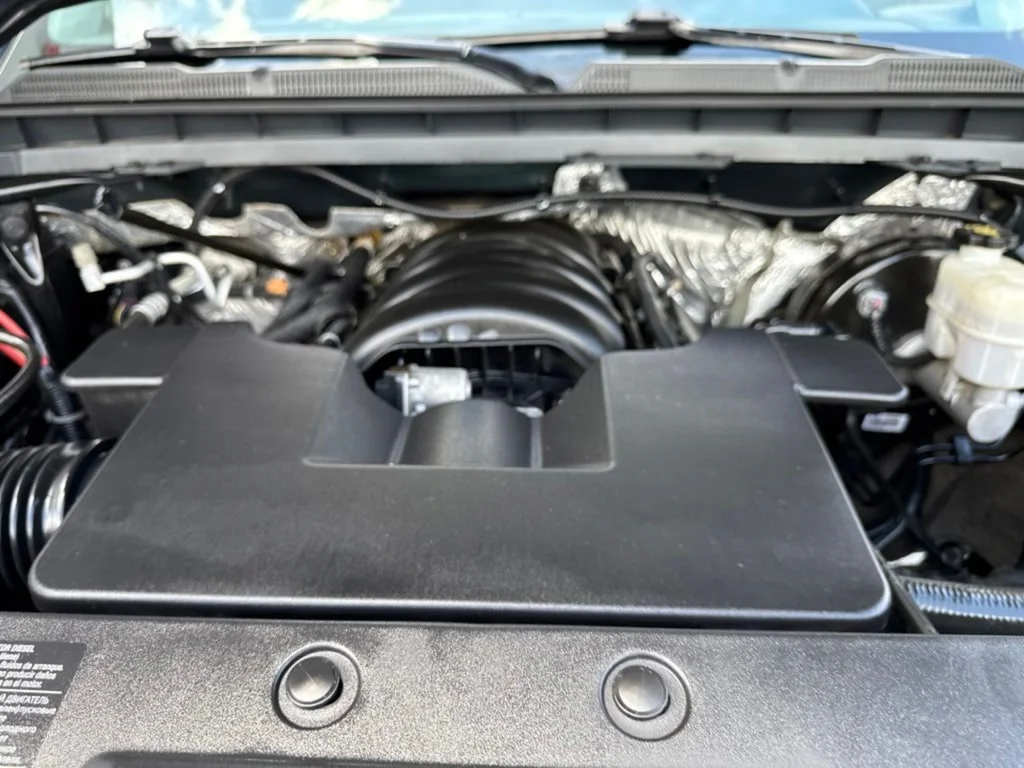Used 2017 Graphite Metallic Chevrolet LT image 41