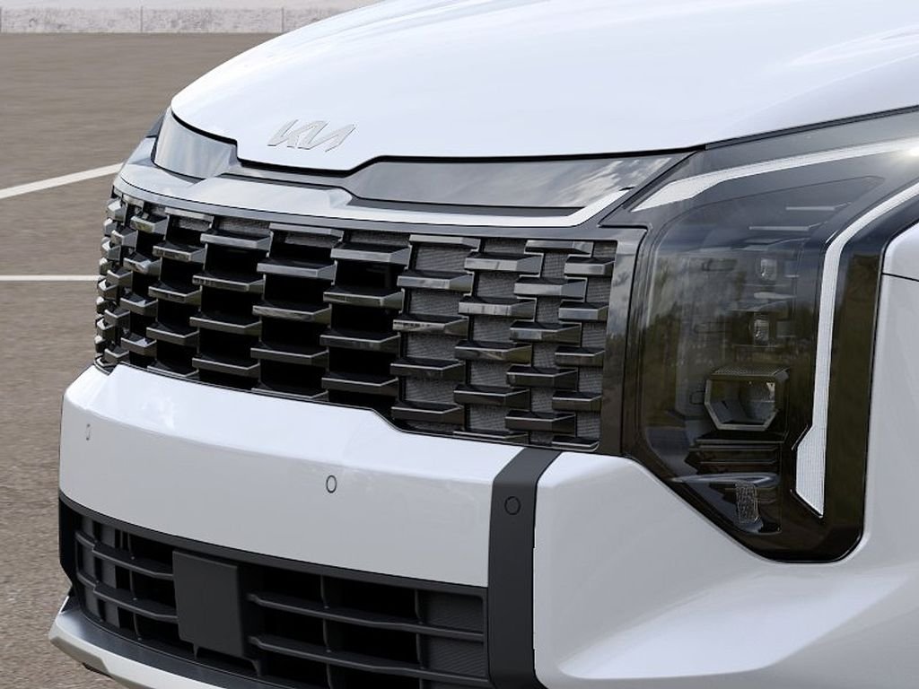 New 2027 White Kia S image 12