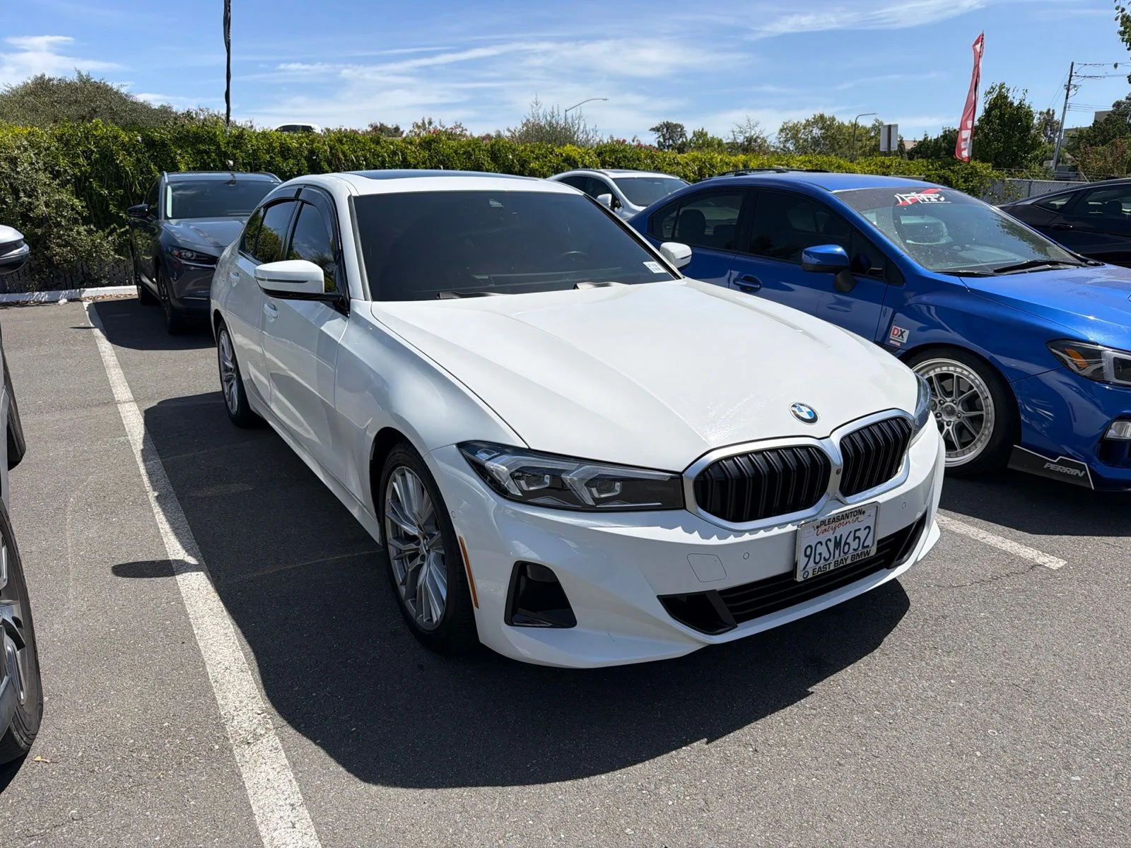 Used 2023 Alpine White BMW 330i image 2