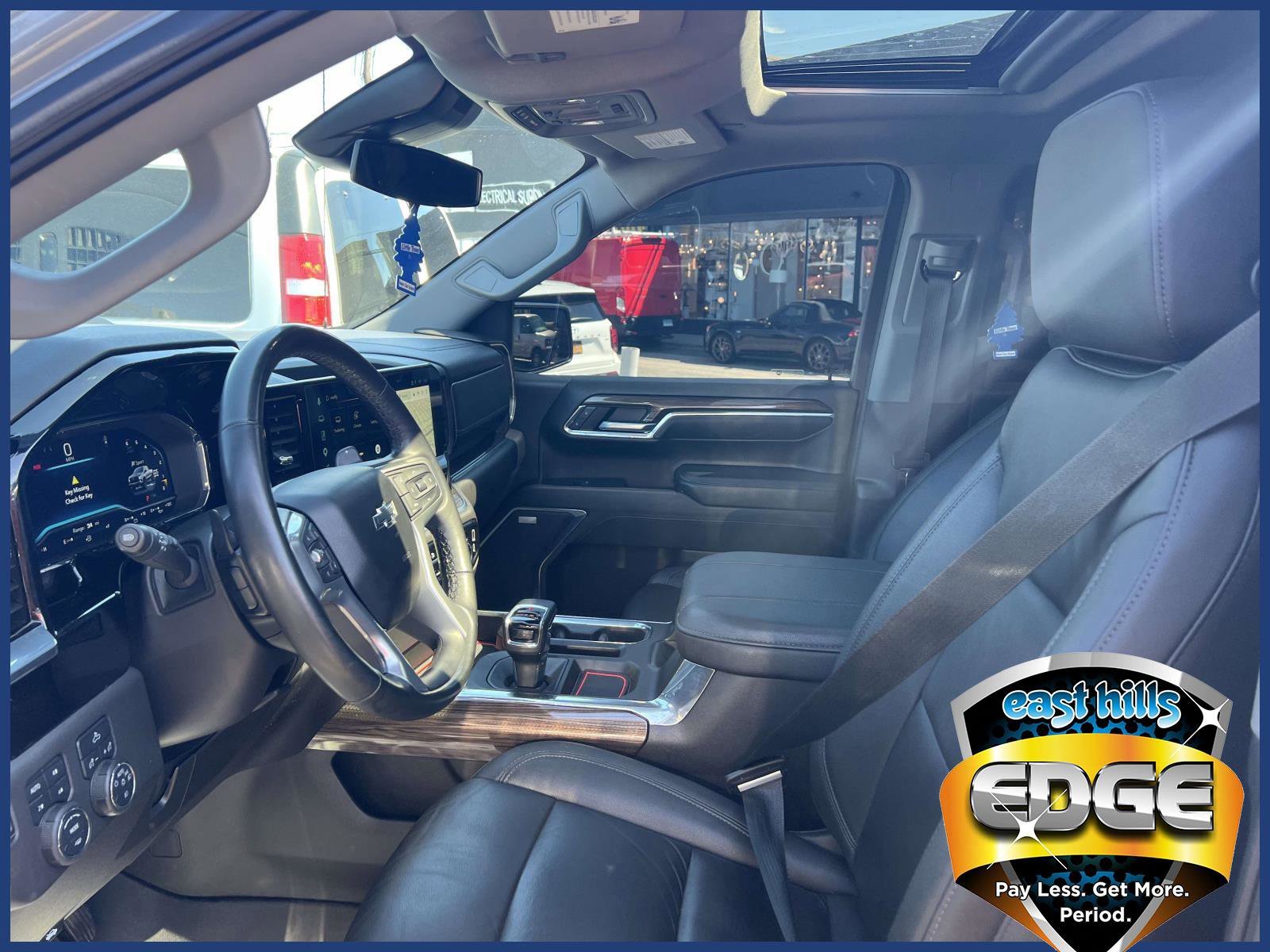 2024 Chevrolet Silverado 1500 LT Trail Boss - Photo 10