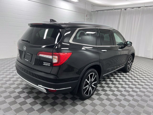 Used 2020 Black Honda Touring image 5