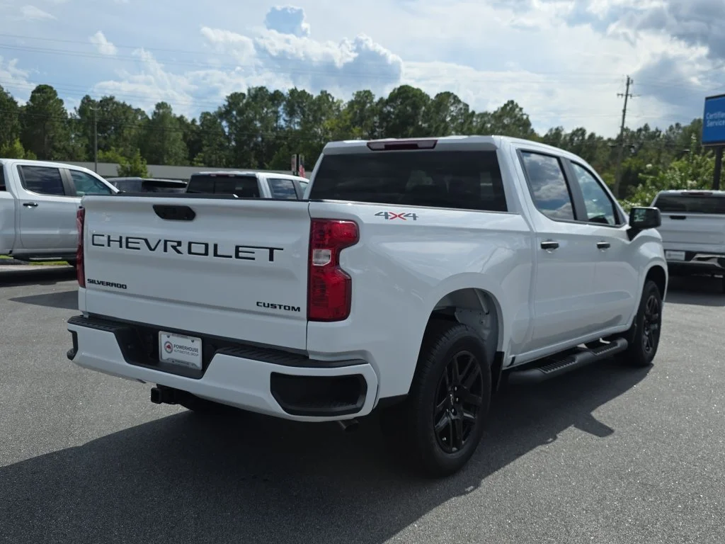 New 2026 Summit White Chevrolet Custom image 7
