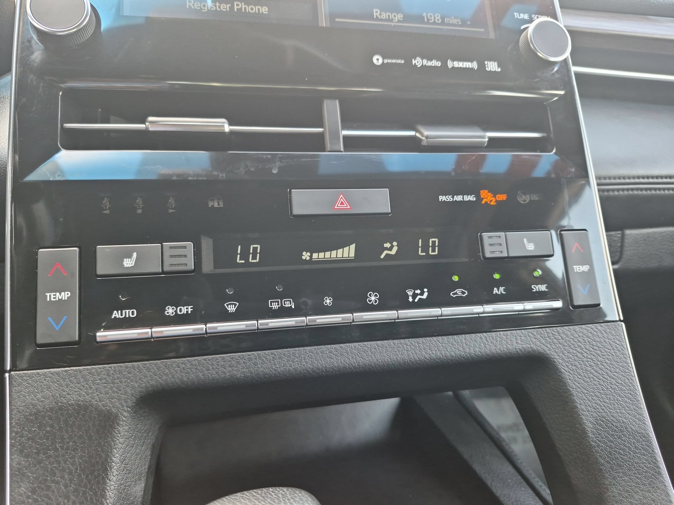Used 2019 Midnight Black Metallic Toyota XLE image 21