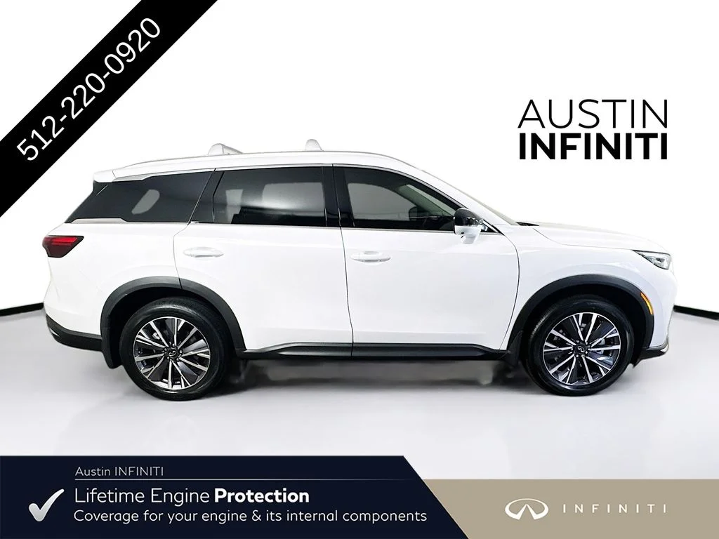 New 2027 RADIANT WHITE INFINITI LUXE image 10