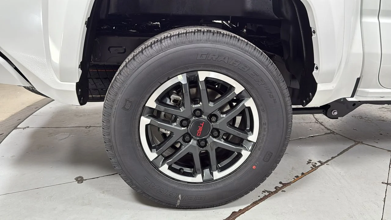 2026 Toyota Tacoma TRD Sport - Photo 22