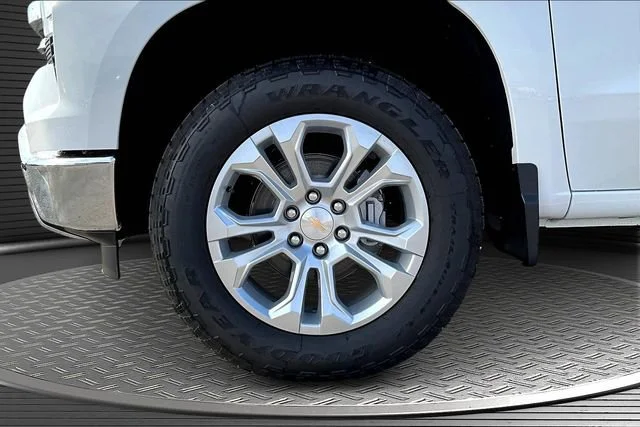 New 2026 Summit White Chevrolet LTZ image 13