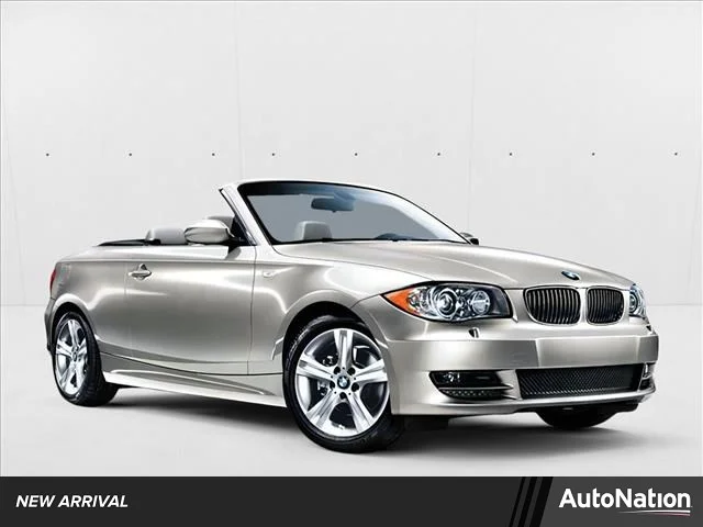 Used 2009 Titanium Silver Metallic BMW 128i image 1