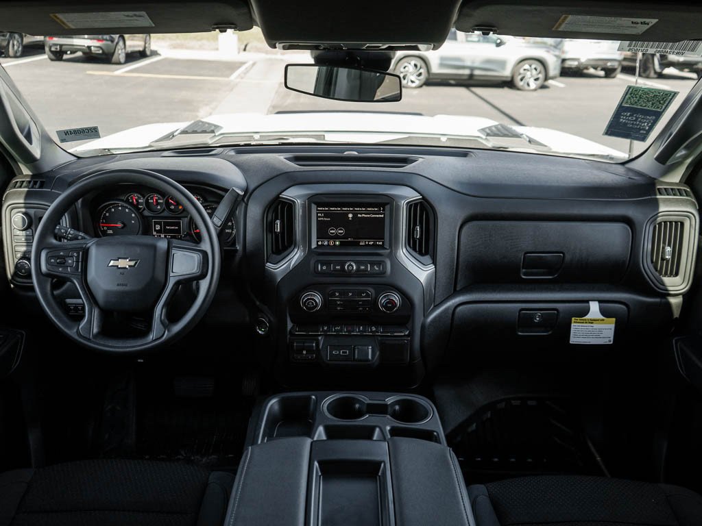 New 2026 Summit White Chevrolet WT image 10