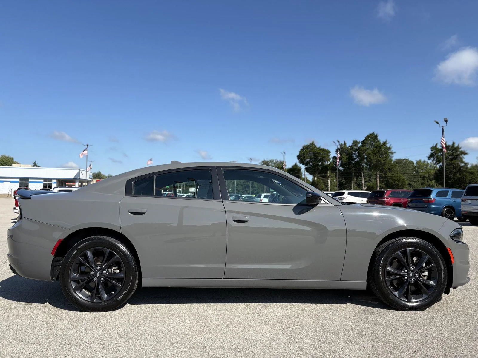 Used 2023 Destroyer Gray Clearcoat Dodge SXT image 22