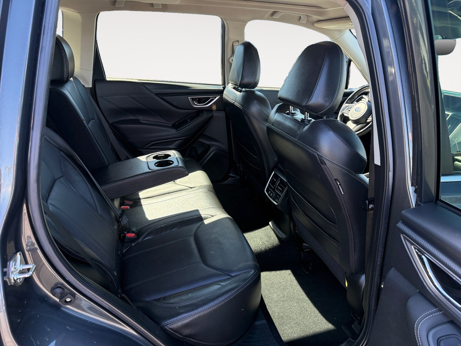 Used 2020 Gray Metallic Subaru Limited image 18