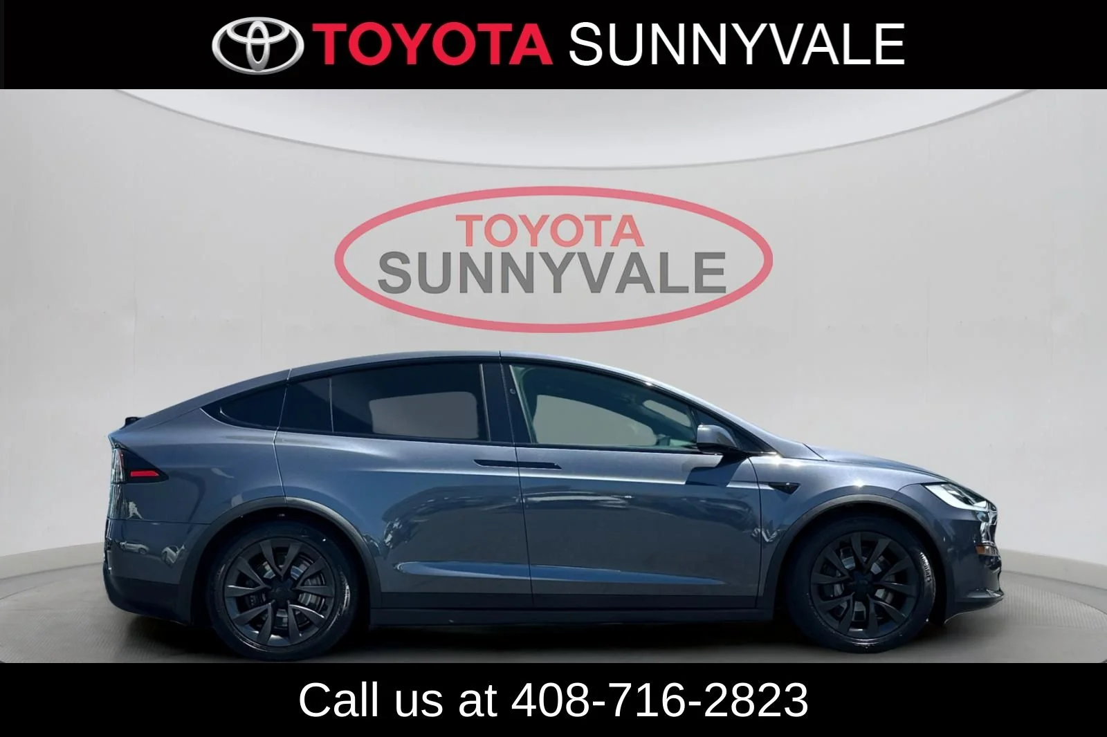 Used 2023 Gray Tesla Standard Range image 9