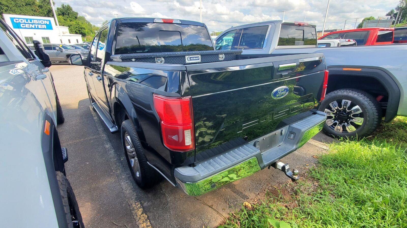 Used 2018 Black Ford XL image 8