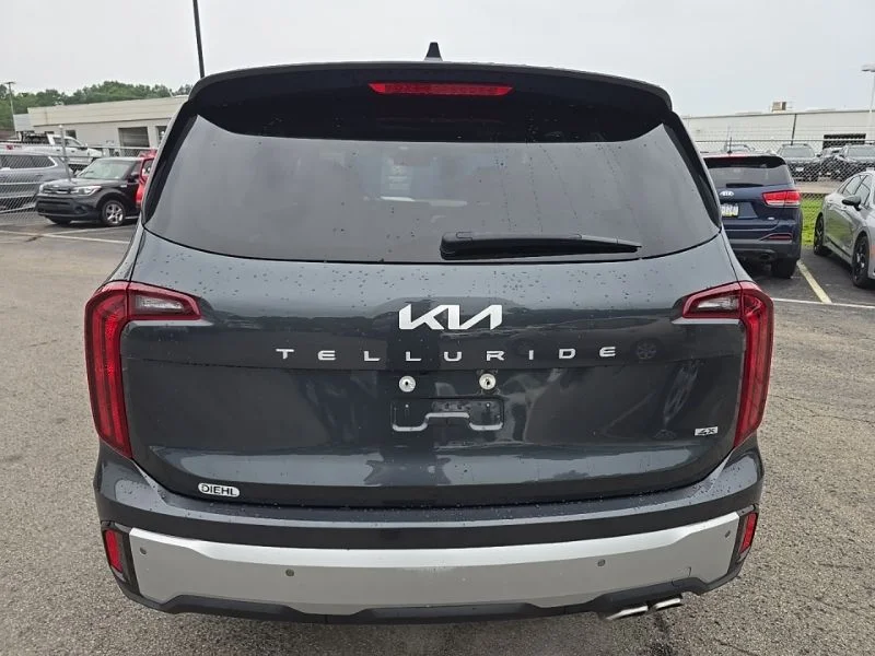 Used 2024 Gray Kia S image 7