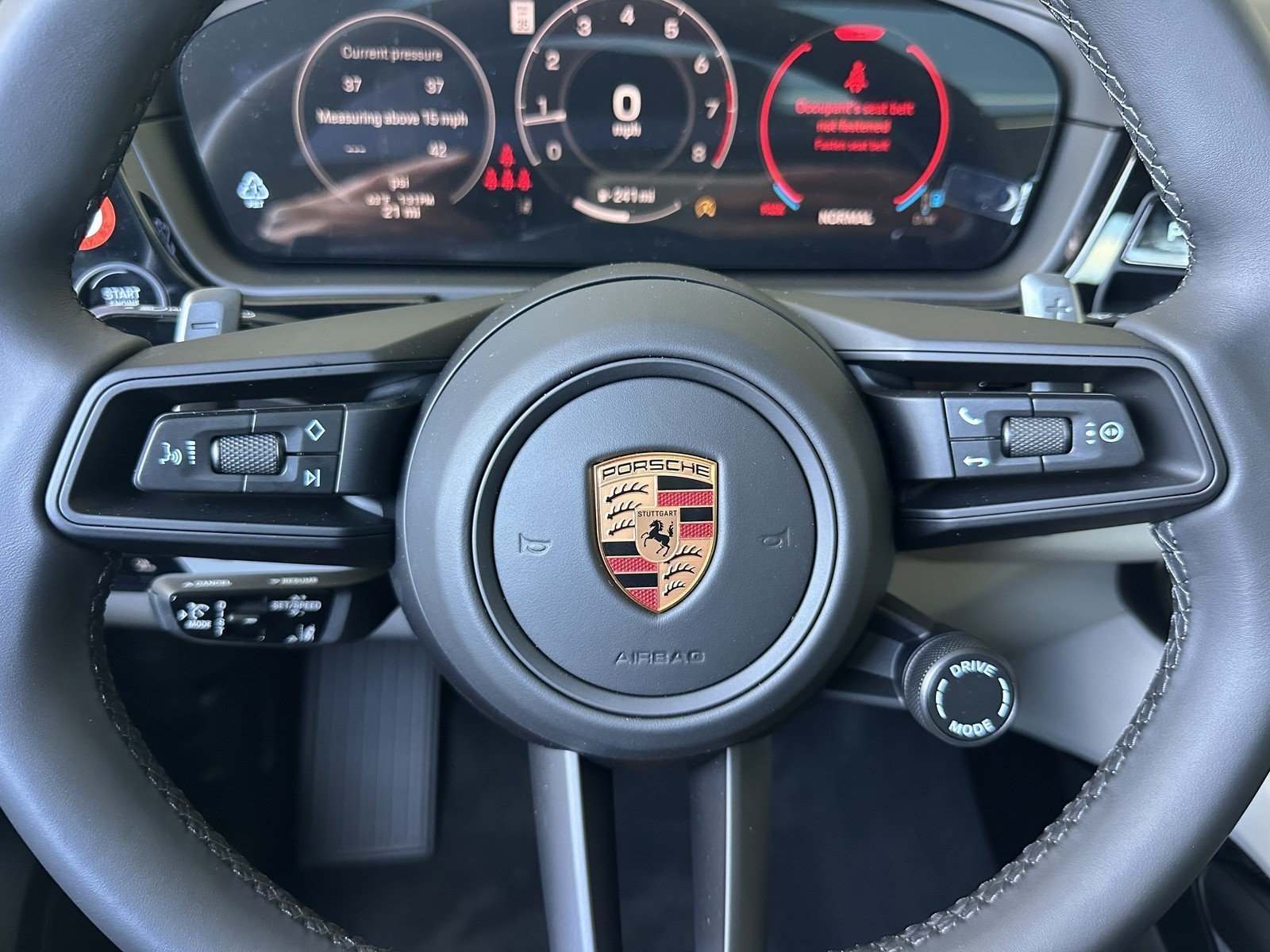 New 2026 Vanadium Grey Metallic Porsche Cayenne (AWD) image 22