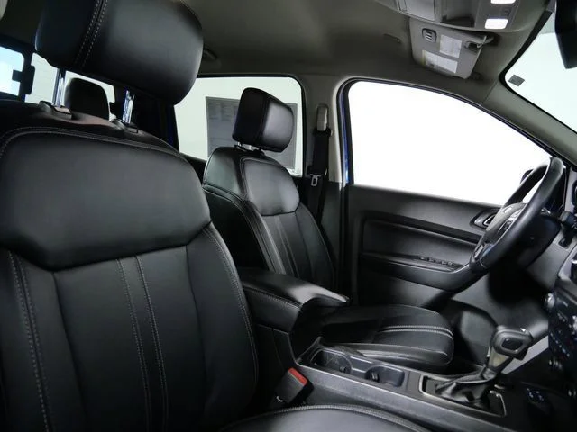 Used 2022 Blue Ford Lariat image 14