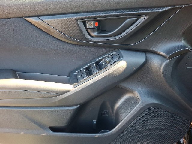 Used 2019 Black Subaru 2.0i Premium image 13