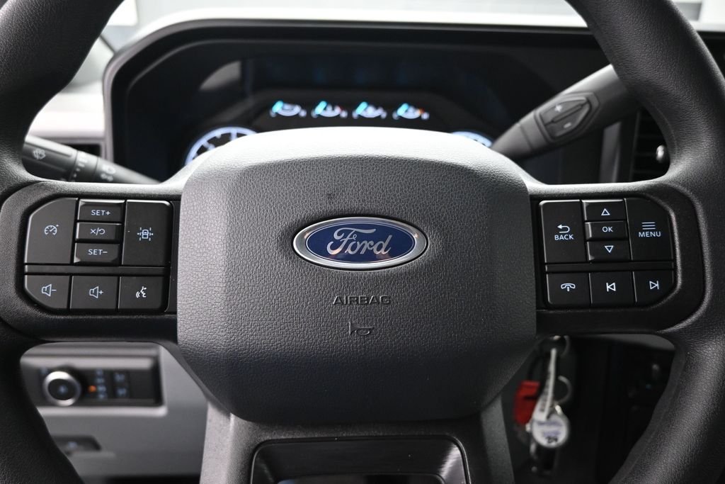 New 2026 Oxford White Ford XL image 10