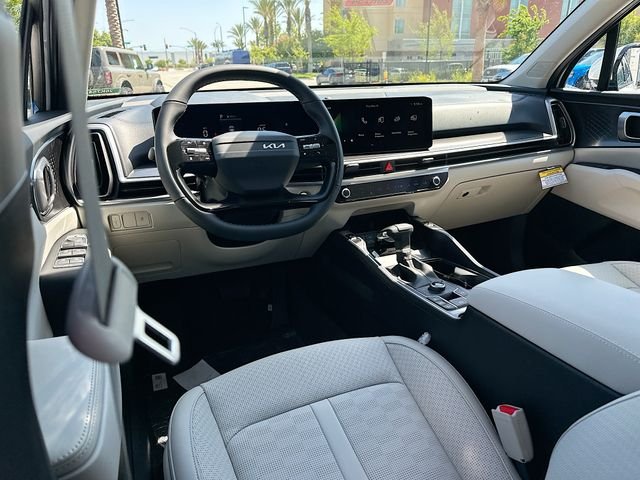 New 2026 Glacial White Pearl Kia S image 22